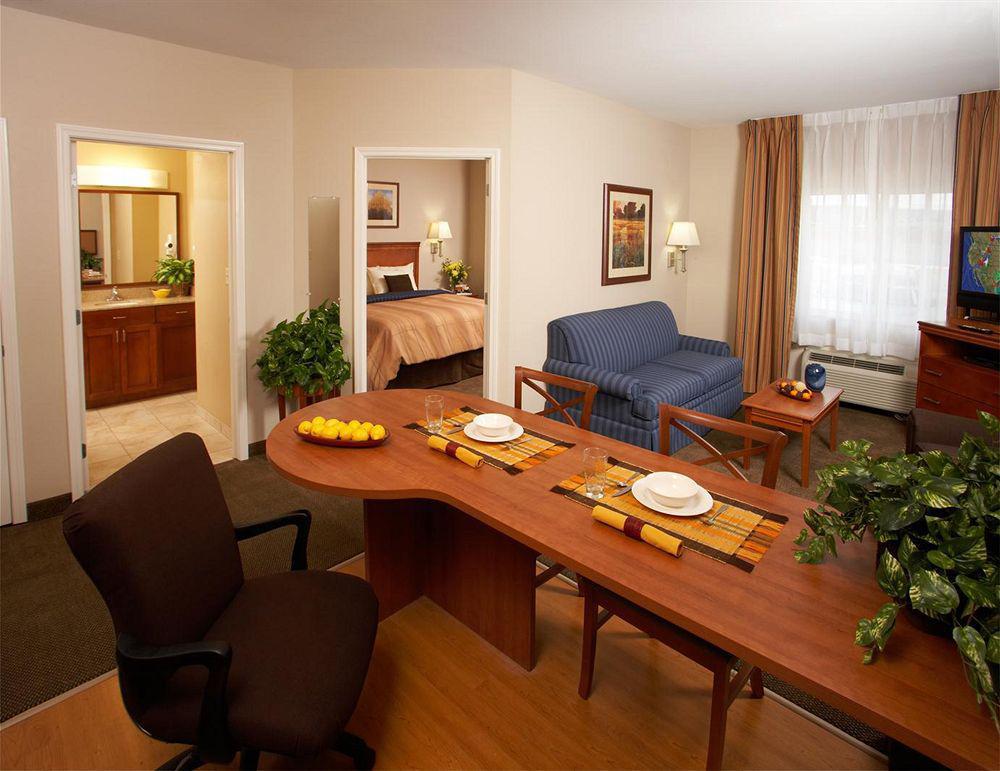 Candlewood Suites Kansas City Airport Rum bild