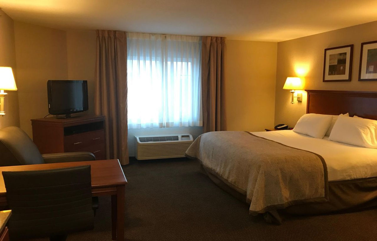 Candlewood Suites Kansas City Airport Exteriör bild